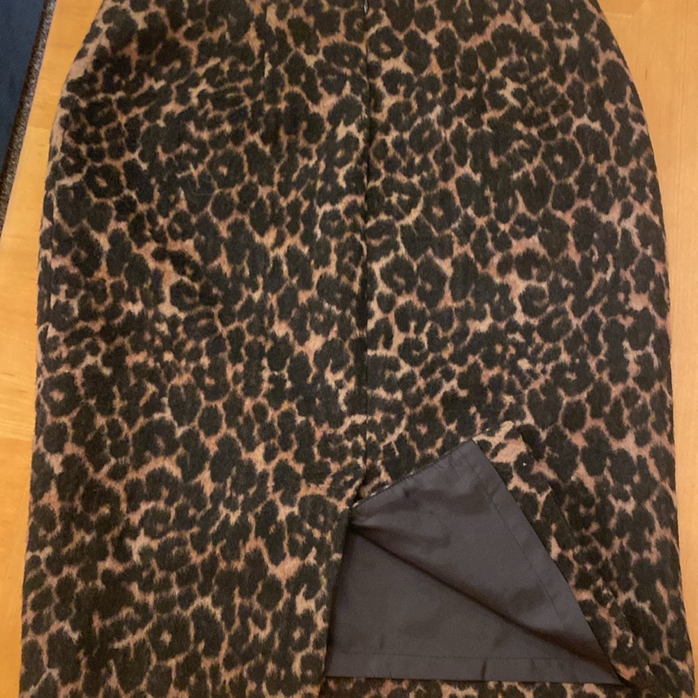 Talbots Black Beown Leopard Print Pencil Skirt size 6